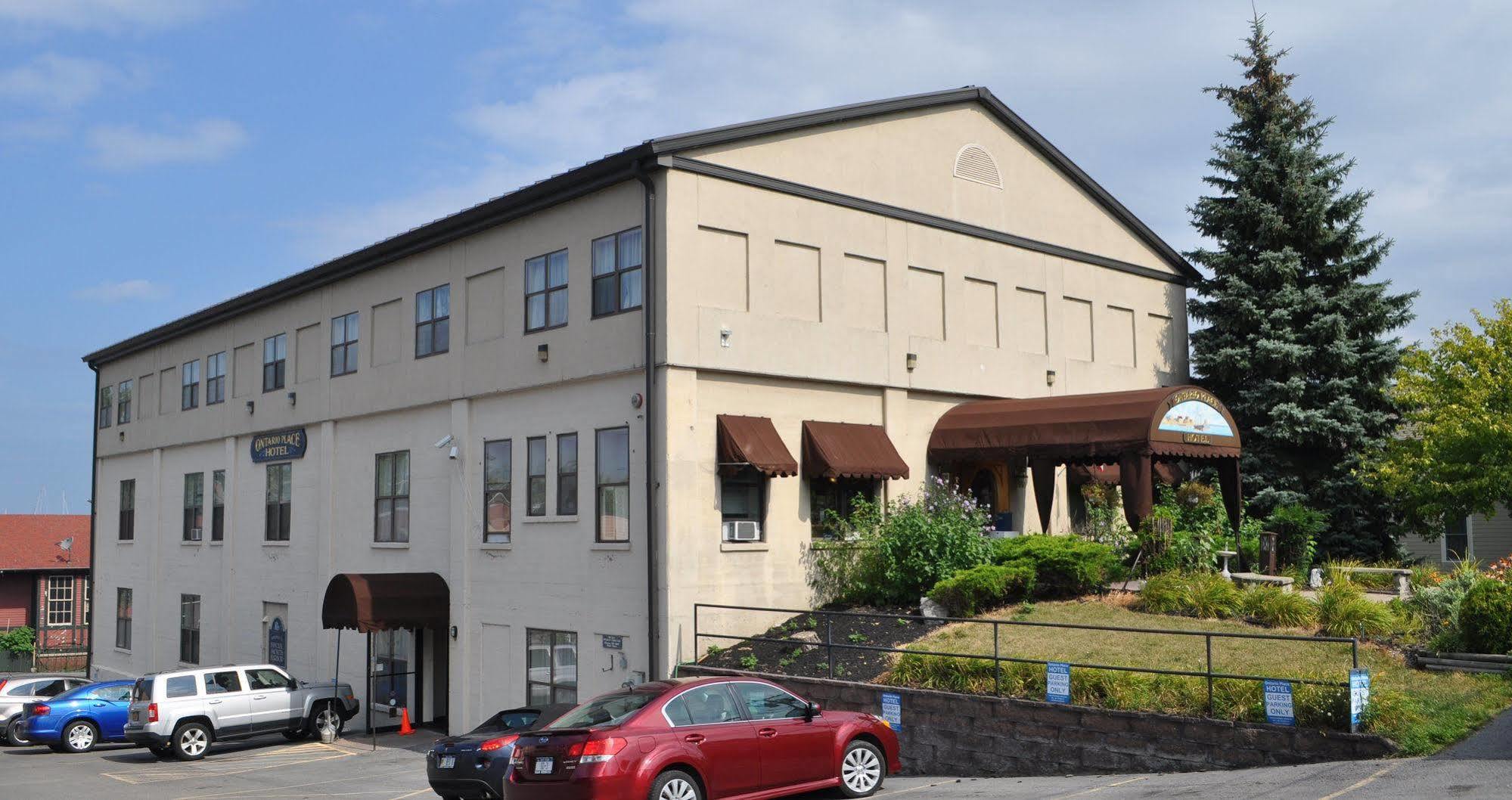 Harbor House Inn Sackets Harbor Exterior photo