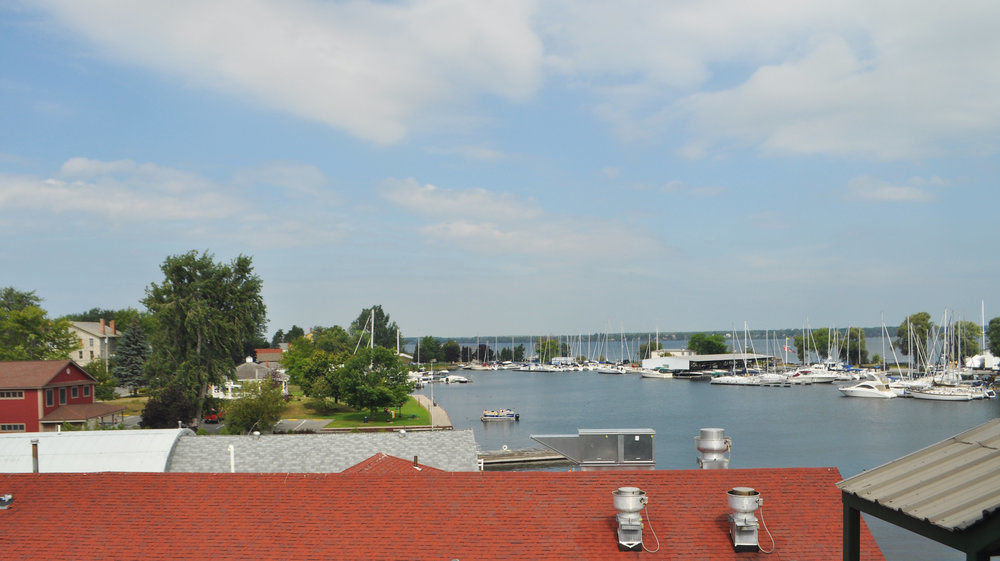 Harbor House Inn Sackets Harbor Exterior photo